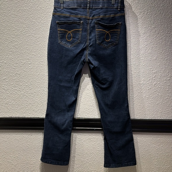 Denim jeans size 8. Great condition. Hardly worn. Brand est1946 denim. - Picture 4 of 8